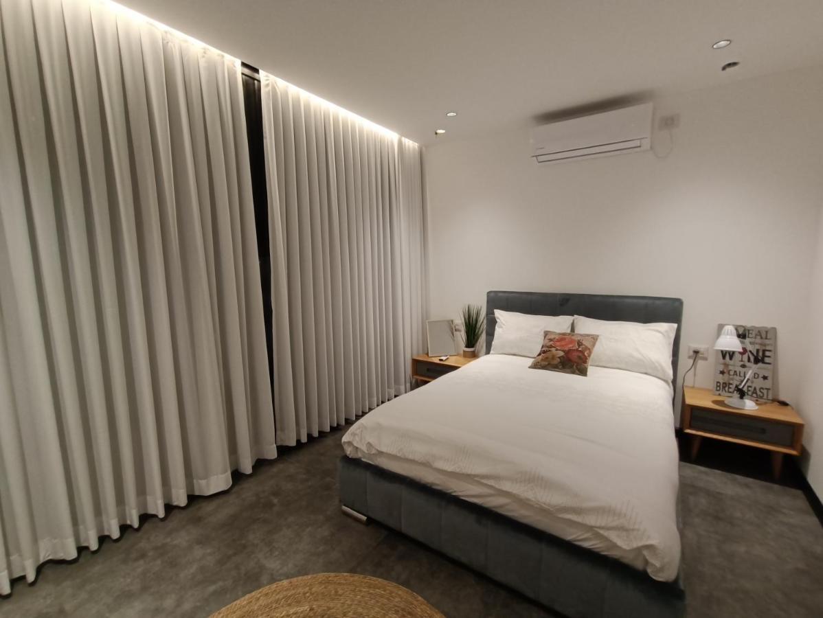 Luxury Aparment 5 Room 2 Minutes From The Beach Bat Jám Kültér fotó